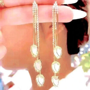 Gorgeous 18k Gold Plated Silver & Mother of Pearl Diamond Tulip Drops